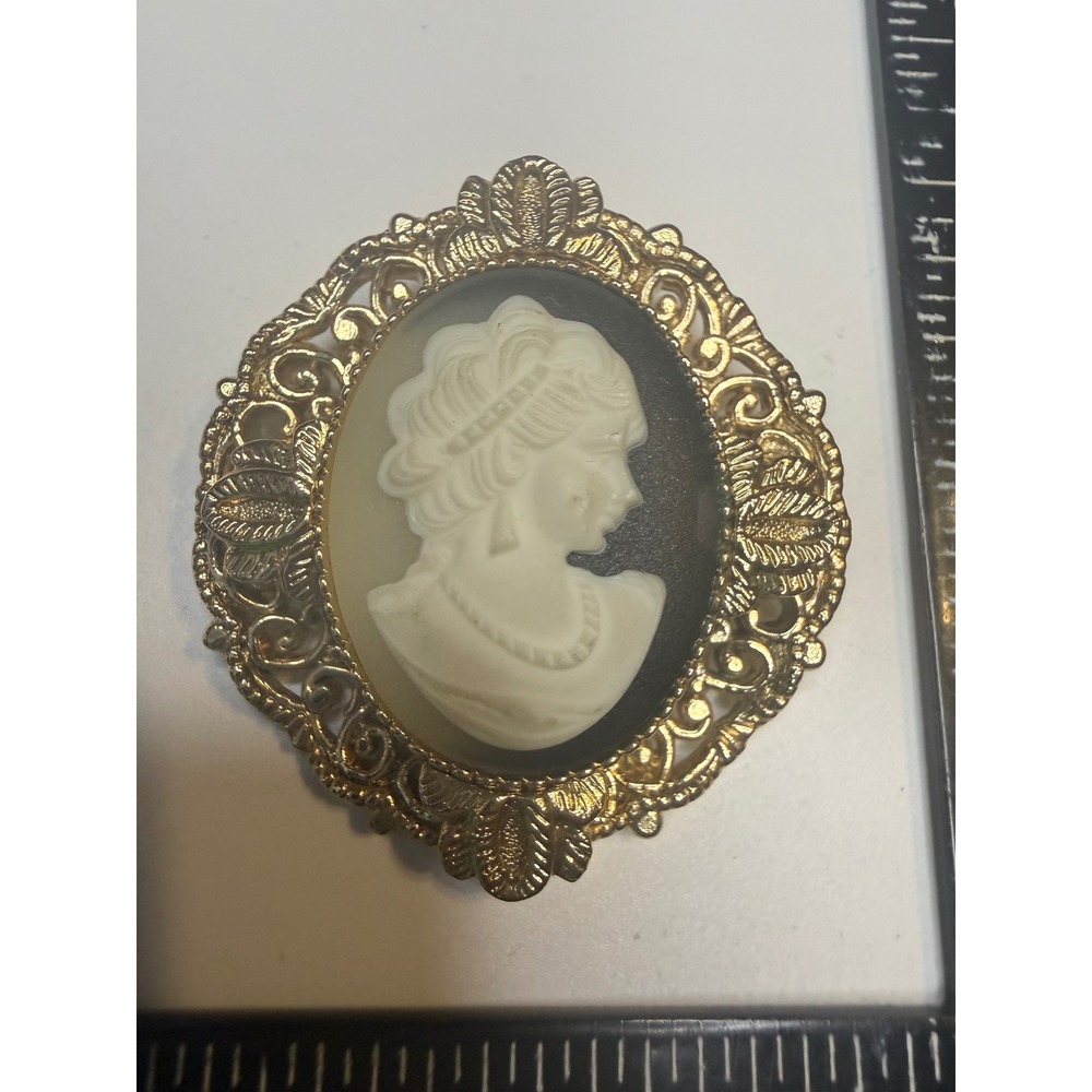 Vintage Made in Japan Cameo Brooch Gold Tone Filigree Black White Portrait Pin